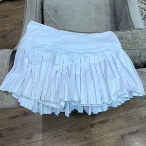Gold hinge white skirt!!!
